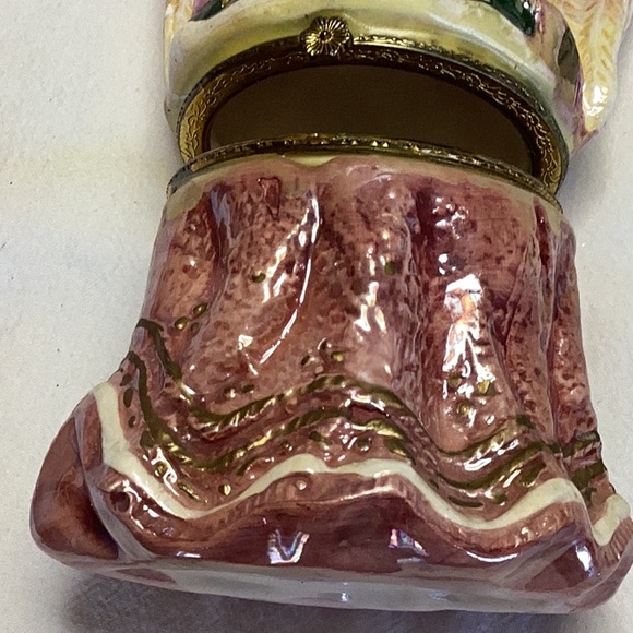 FINAL SALE PRICE Angel in Pink Dresser Box - Picture 4 of 8